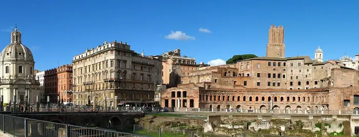 بازار تراژان در روم باستان 7894213